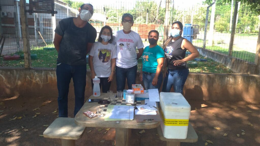 Dia D contra raiva vacina 1,1 mil animais em Bonito