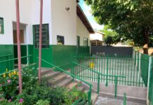 Educação: escolas reformadas e armários cheios