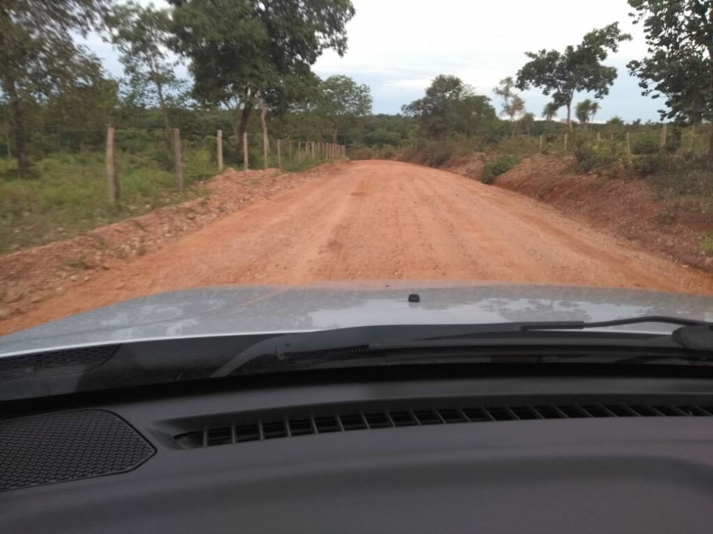 Secretaria de Obras intensifica trabalho de limpeza e patrolamento no município