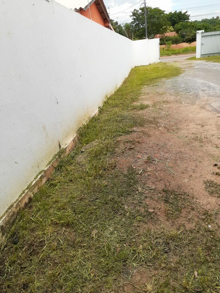 Secretaria de Obras intensifica trabalho de limpeza e patrolamento no município