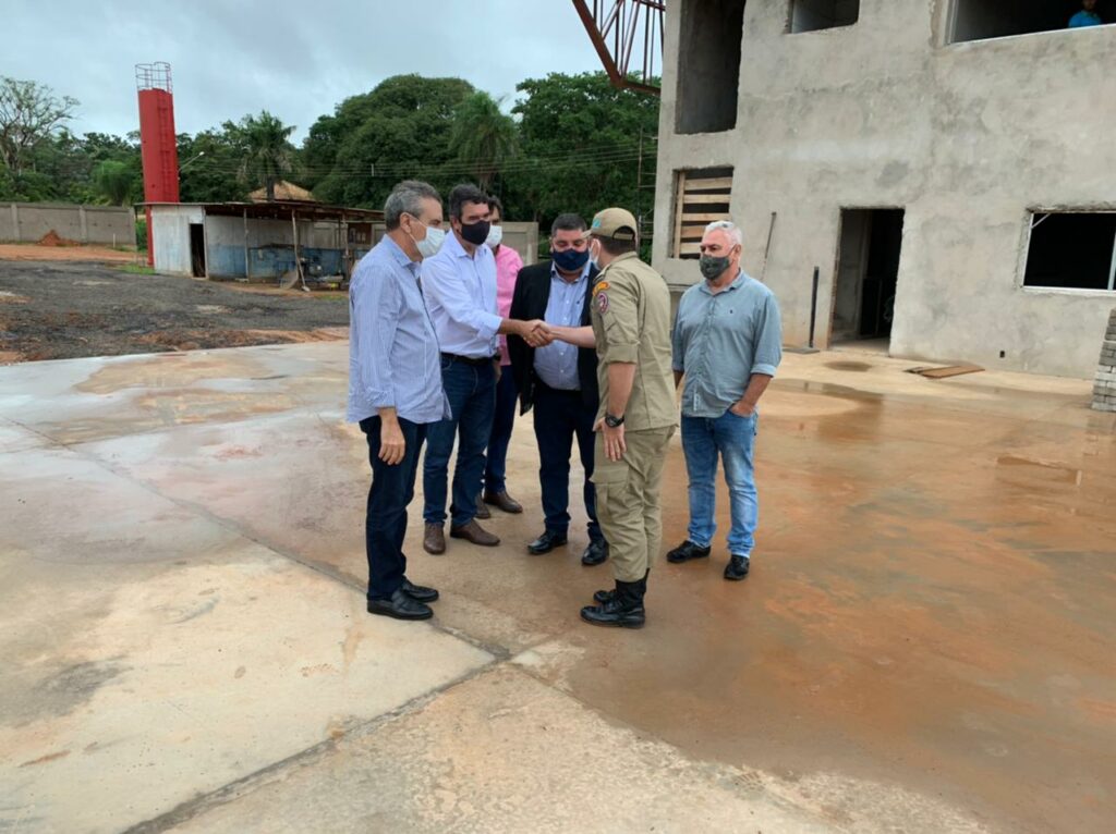 Prefeito Josmail Rodrigues recebe o Governador em exercício, Dep. Paulo Corrêa e peticiona um pacote de obras para Bonito