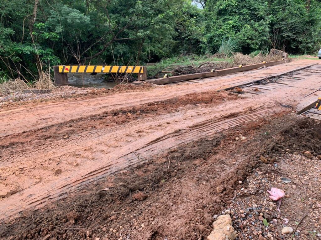 Ponte localizada na Vila Marambaia está liberada