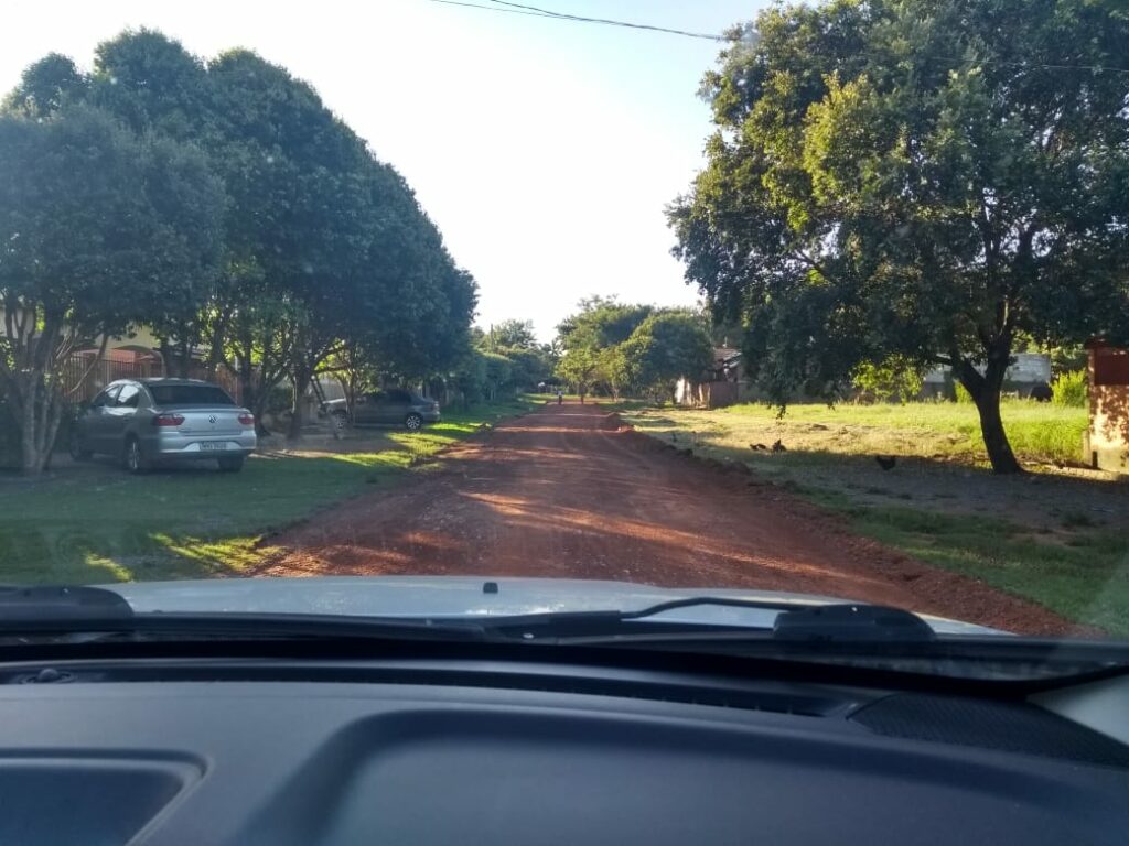 Secretaria de Obras intensifica trabalho de manutenção e limpeza no município e Distrito