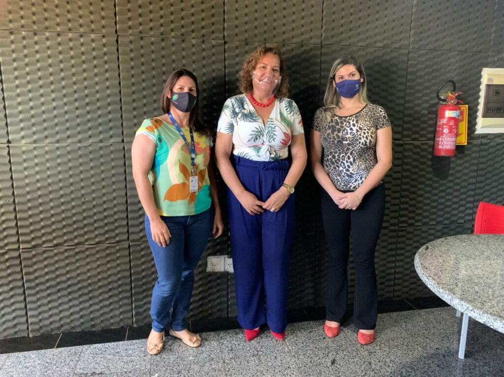 Secretária de Assistência Social e Coordenadora do CRAS participam de entrevista para esclarecer dúvidas sobre o trabalho do Centro de Referência da Assistência Social