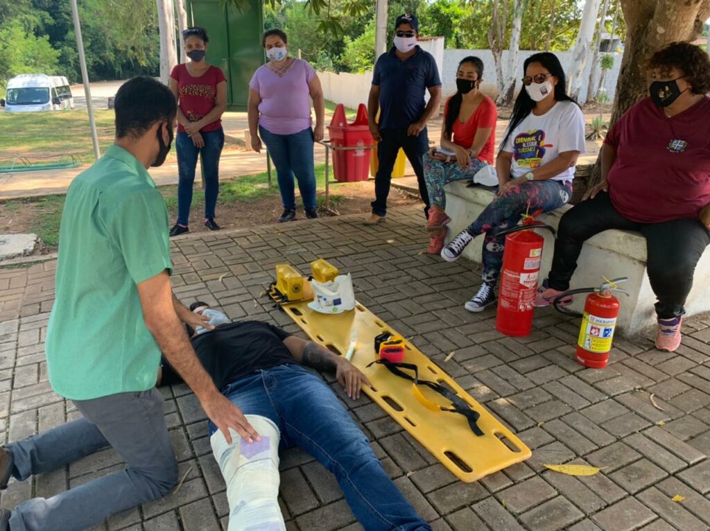 Servidores da SECTUR participam de curso de capacitação para Brigada de Incêndio Servidores da SECTUR participam de curso de capacitação para Brigada de Incêndio