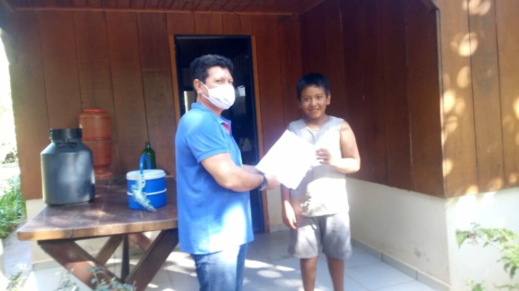 SEMEC desenvolve atividades on-line e impressas para estudantes da REME