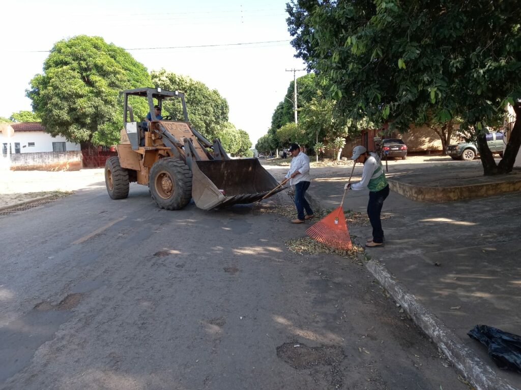 Mutirão de limpeza e outras ações são realizados na área urbana e nos assentamentos
