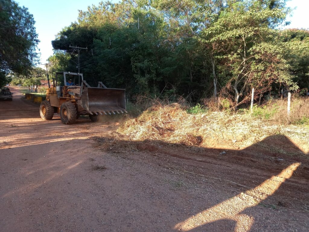 Mutirão de limpeza e outras ações são realizados na área urbana e nos assentamentos