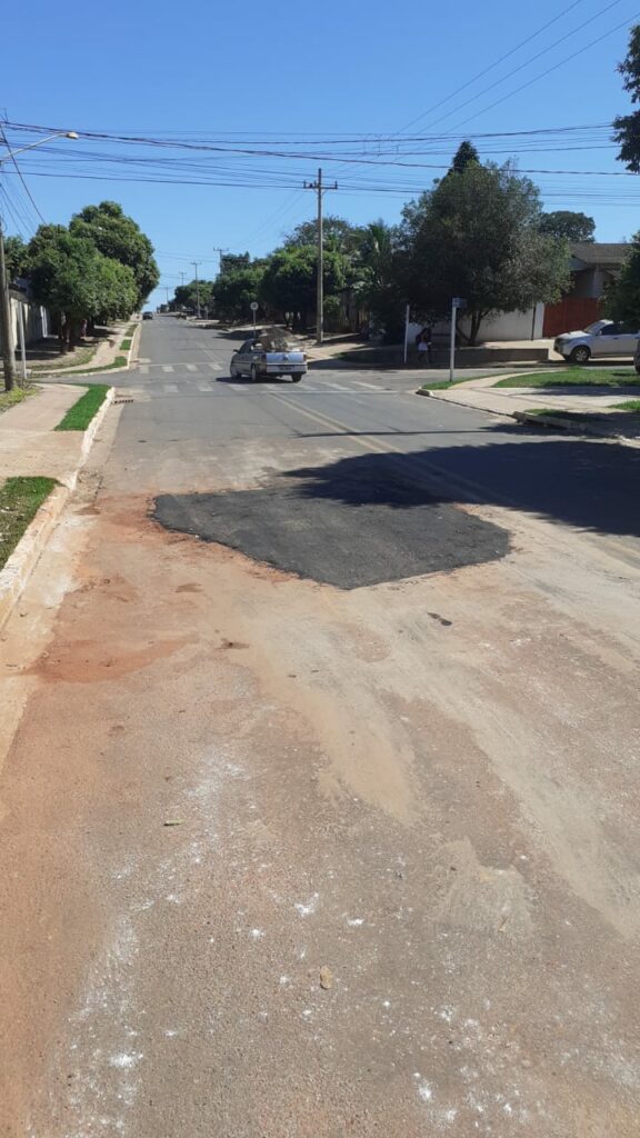 Secretaria de Obras inicia operação de tapa-buraco em ruas do município