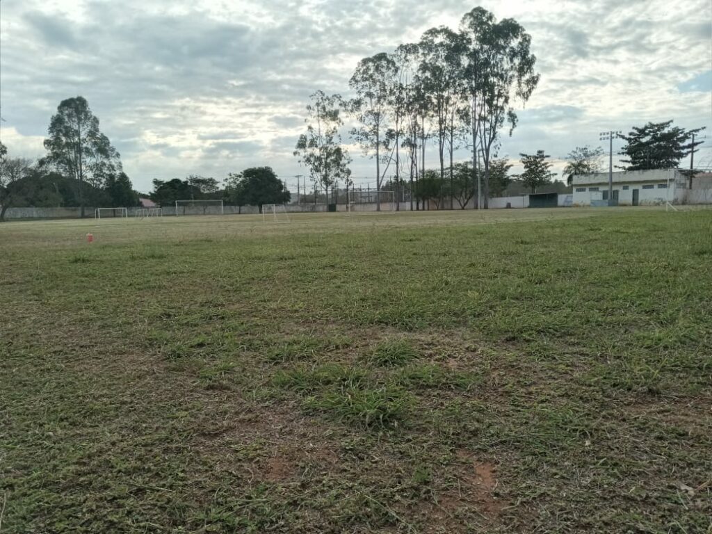 Secretaria de Esportes segue com atividades de manutenção em espaços esportivos espalhados pela cidade