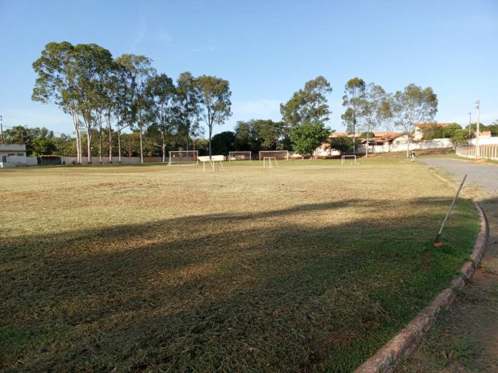 Secretaria de Esportes segue com atividades de manutenção em espaços esportivos espalhados pela cidade