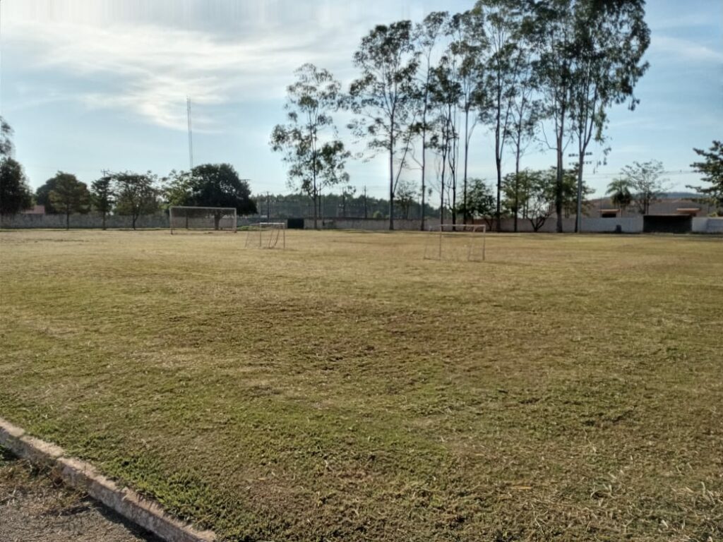 Secretaria de Esportes segue com atividades de manutenção em espaços esportivos espalhados pela cidade