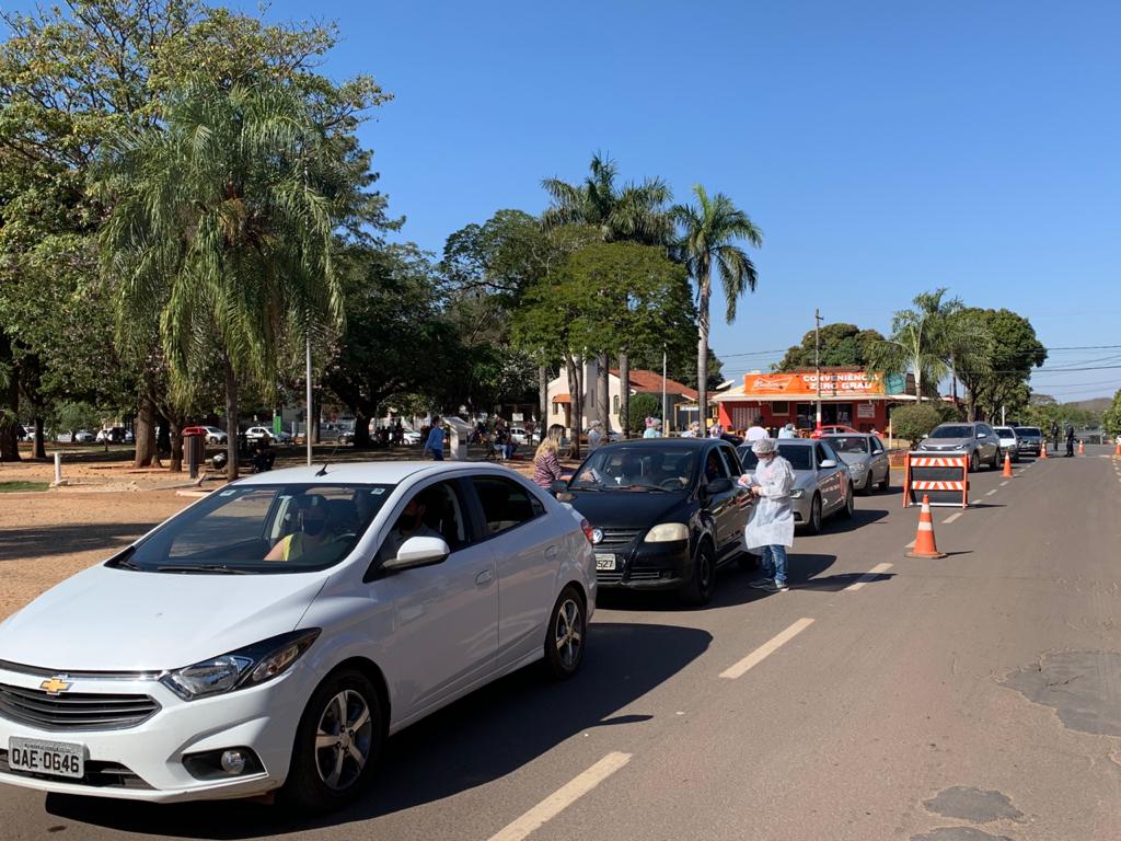 Com doses da vacina Janssen, imunização contra a Covid-19 é realizada para pessoas acima dos 30 anos em Bonito