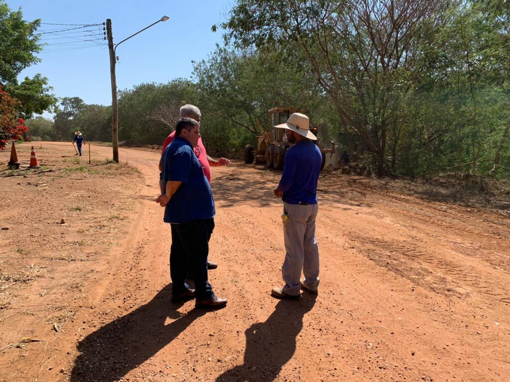 Obras de pavimentação asfáltica foram iniciadas nesta quarta-feira no Jardim Boa Vista