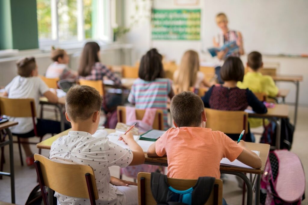 Inscrição para professor temporário na E.M Professora Durvalina Dorneles Teixeira começa nesta terça-feira em Bonito