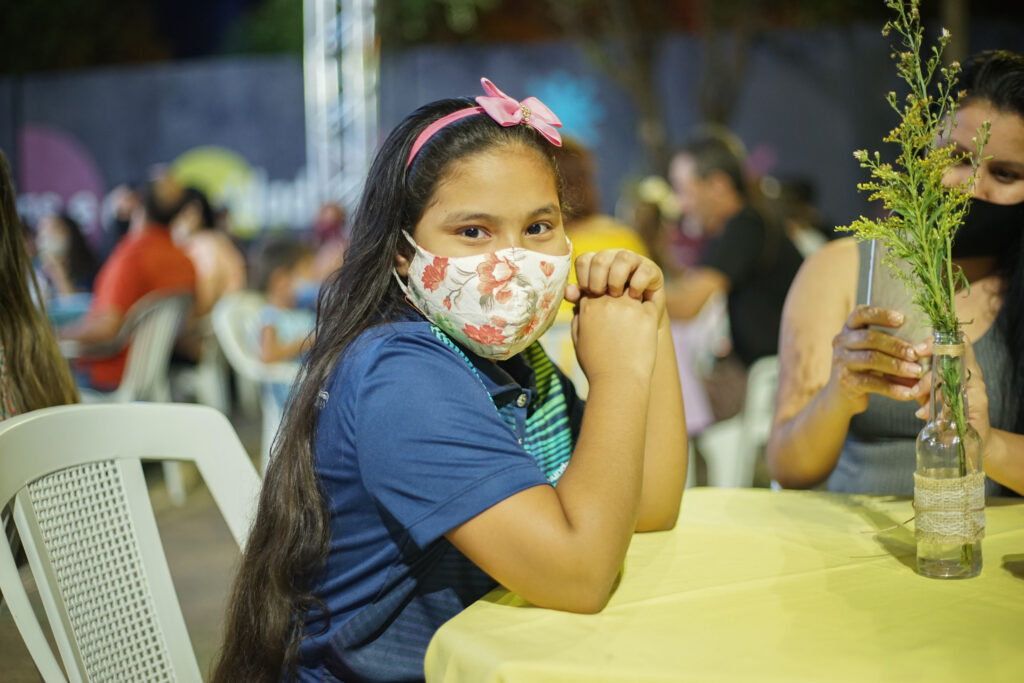 Alunos da Rede Municipal de Ensino receberão kit de educação sanitária que contém: máscara, álcool em gel e demais produtos que visam prevenir o coronavírus