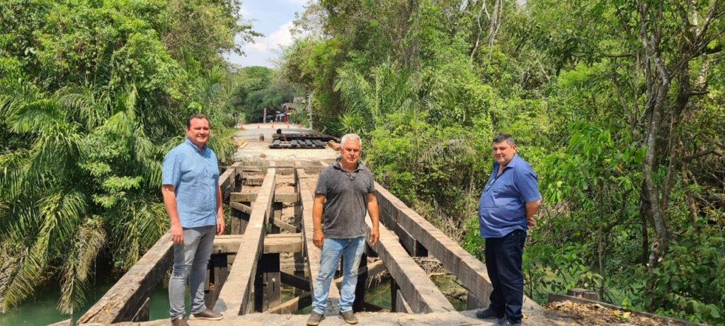 Entrega de revitalização de pontes, monumento das piraputangas e portal de entrada marcaram o início das programações do aniversário de Bonito