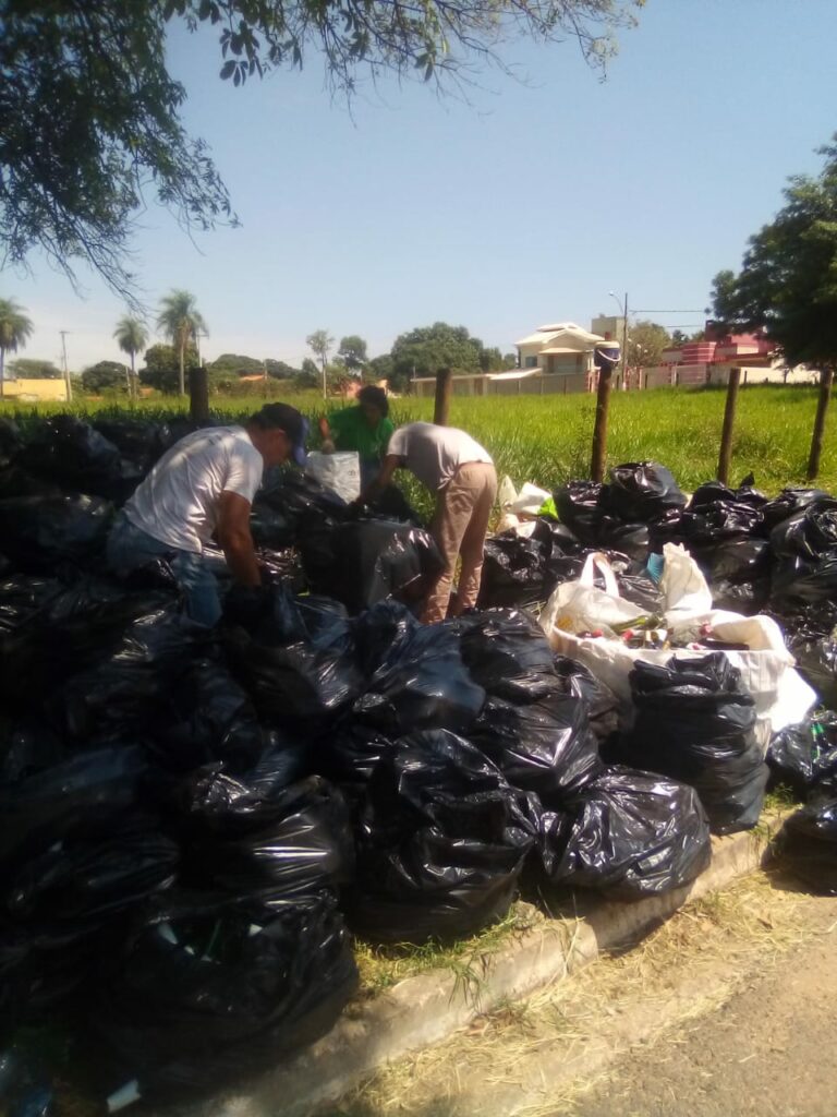 Bonito encaminha 15 toneladas de vidro para reciclagem e retira cerca de 6 mil garrafas do meio ambiente