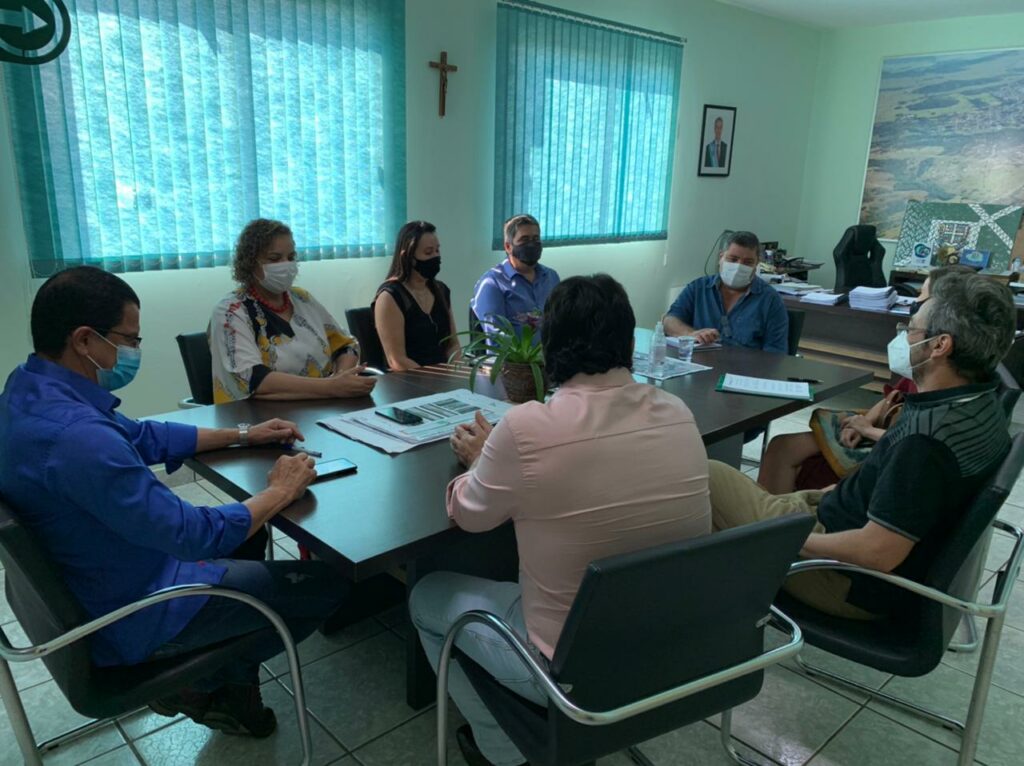 Visando melhorias no atendimento obstétrico do Hospital, Prefeitura e MP assinam TAC