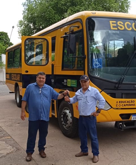 Após reparos, ônibus escolar doado pelo Estado vai atender crianças na região do La Lima Após reparos, ônibus escolar doado pelo Estado vai atender crianças na região do La Lima