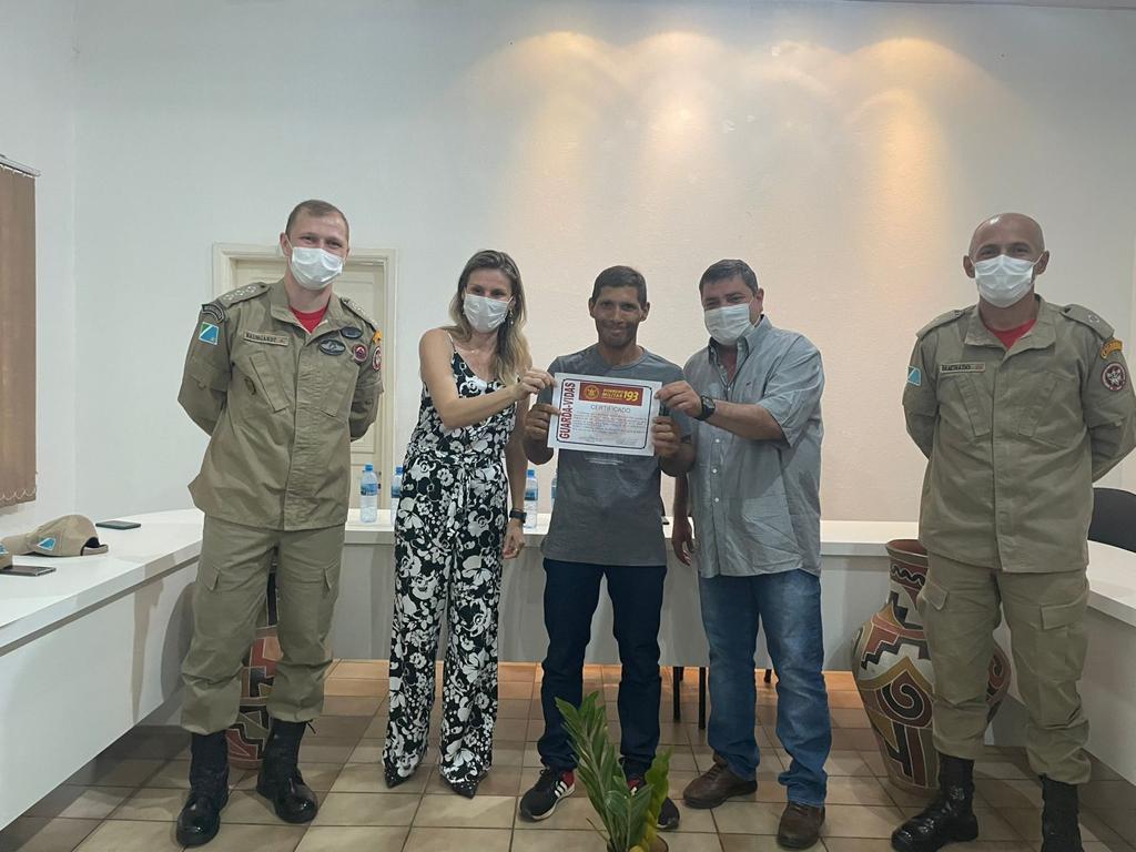 Guarda-vidas concluem curso de atualização de técnicas de salvamento e primeiros-socorros