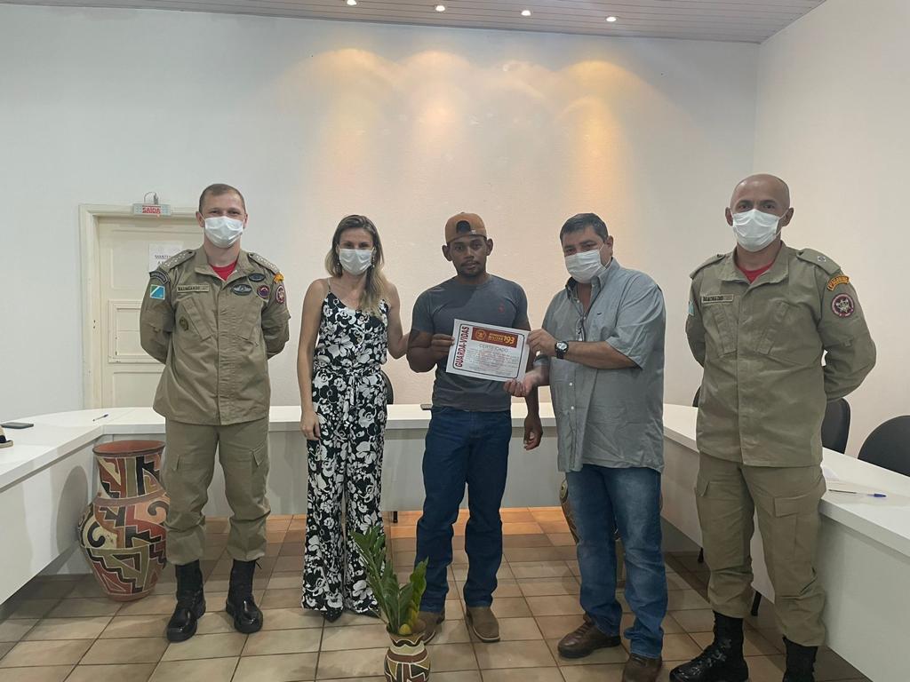 Guarda-vidas concluem curso de atualização de técnicas de salvamento e primeiros-socorros