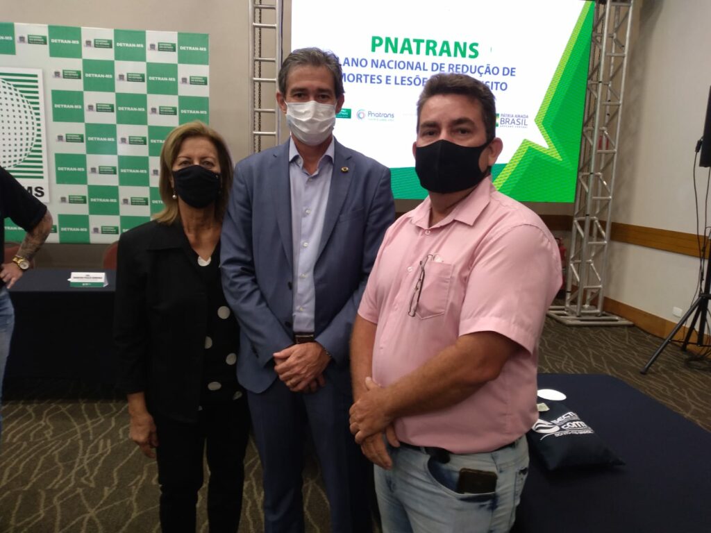 Bonito participa da assinatura do termo de compromisso do Plano Nacional de Redução de Mortes