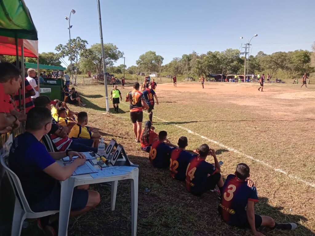 Torneio de Reis teve participação de 16 equipes de cinco cidades. Confira classificação: