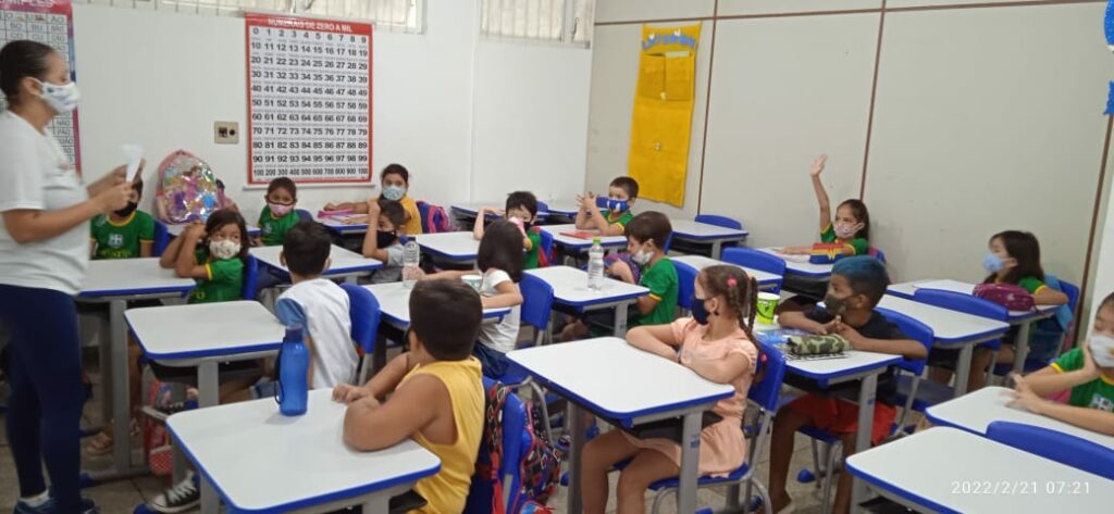 Mais de 2,6 mil alunos retornam as aulas presenciais na Rede Municipal de Ensino nesta segunda-feira
