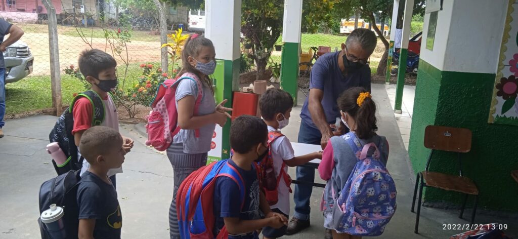 No Guaicurus, prefeito destaca reforma da escola e melhorias nas estradas