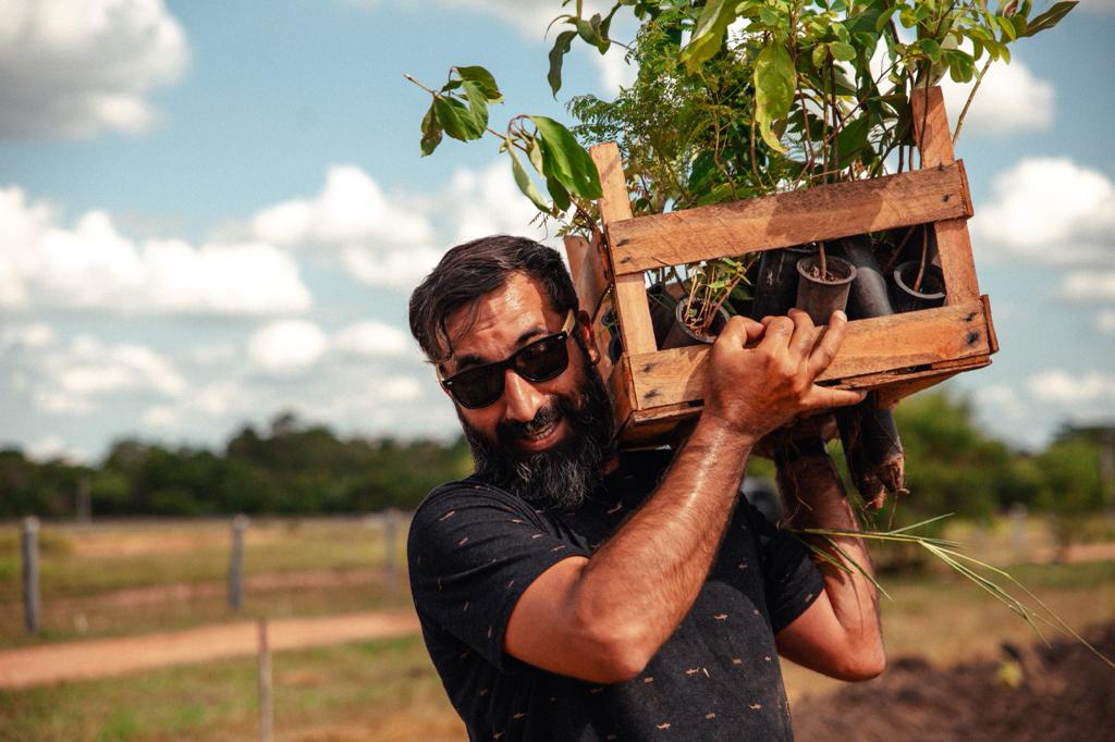 Em parceria com a Sema, coletivo 'Mil pelo Planeta', fortalece ações de reflorestamento