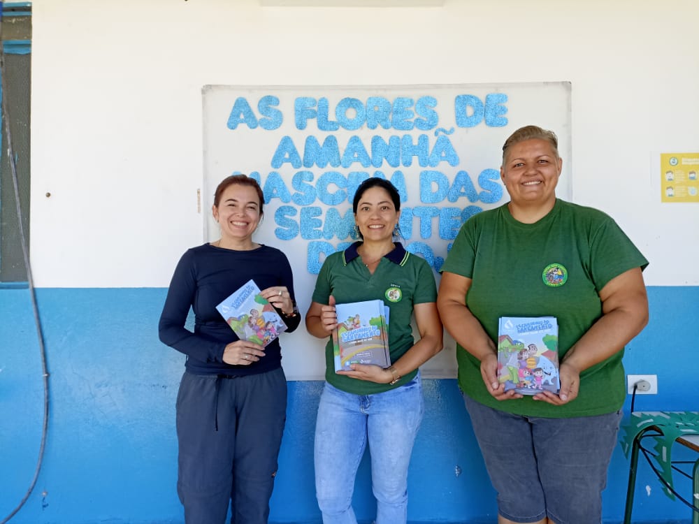 SEMA e SANESUL distribuem cartilhas para o Dia Mundial da Água