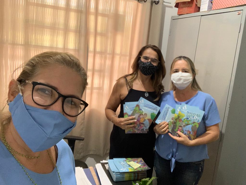 SEMA e SANESUL distribuem cartilhas para o Dia Mundial da Água