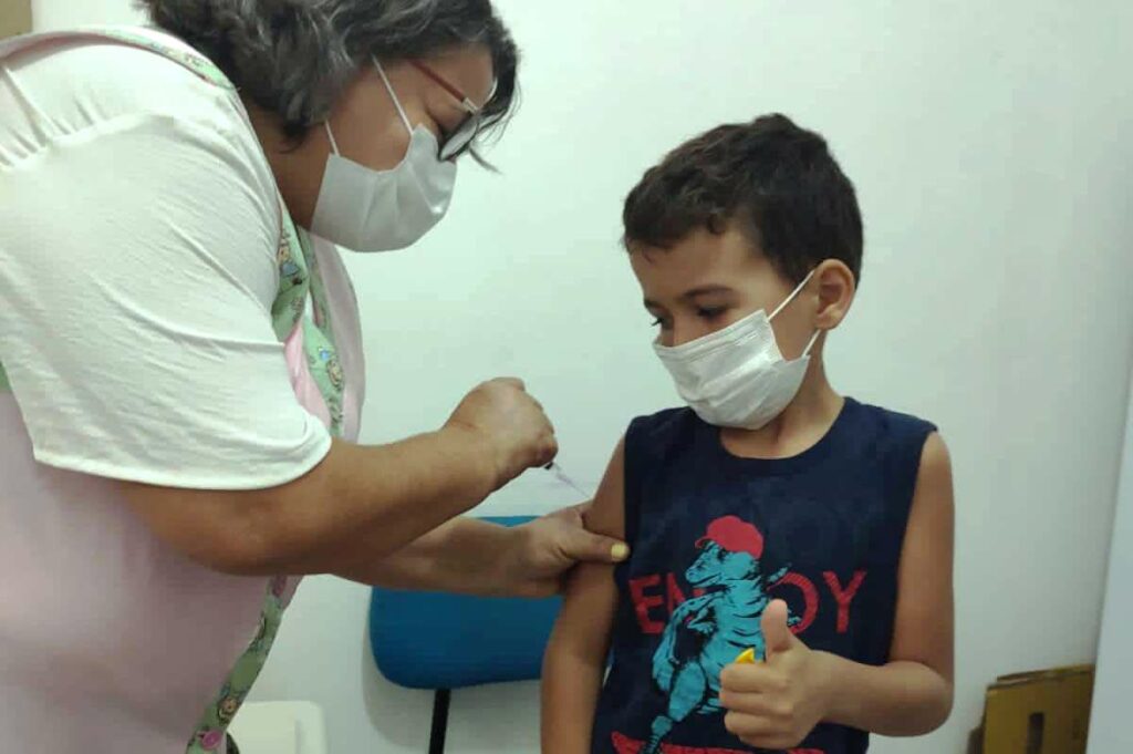 Em Bonito, apenas 37% das crianças de 5 a 11 anos iniciaram vacinação contra o coronavírus
