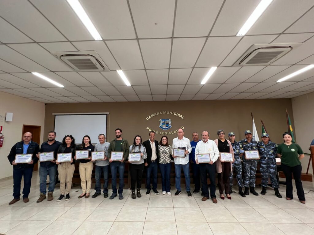 SEMA entrega títulos de Amigo do Meio Ambiente de 2022 para ONGs e instituições