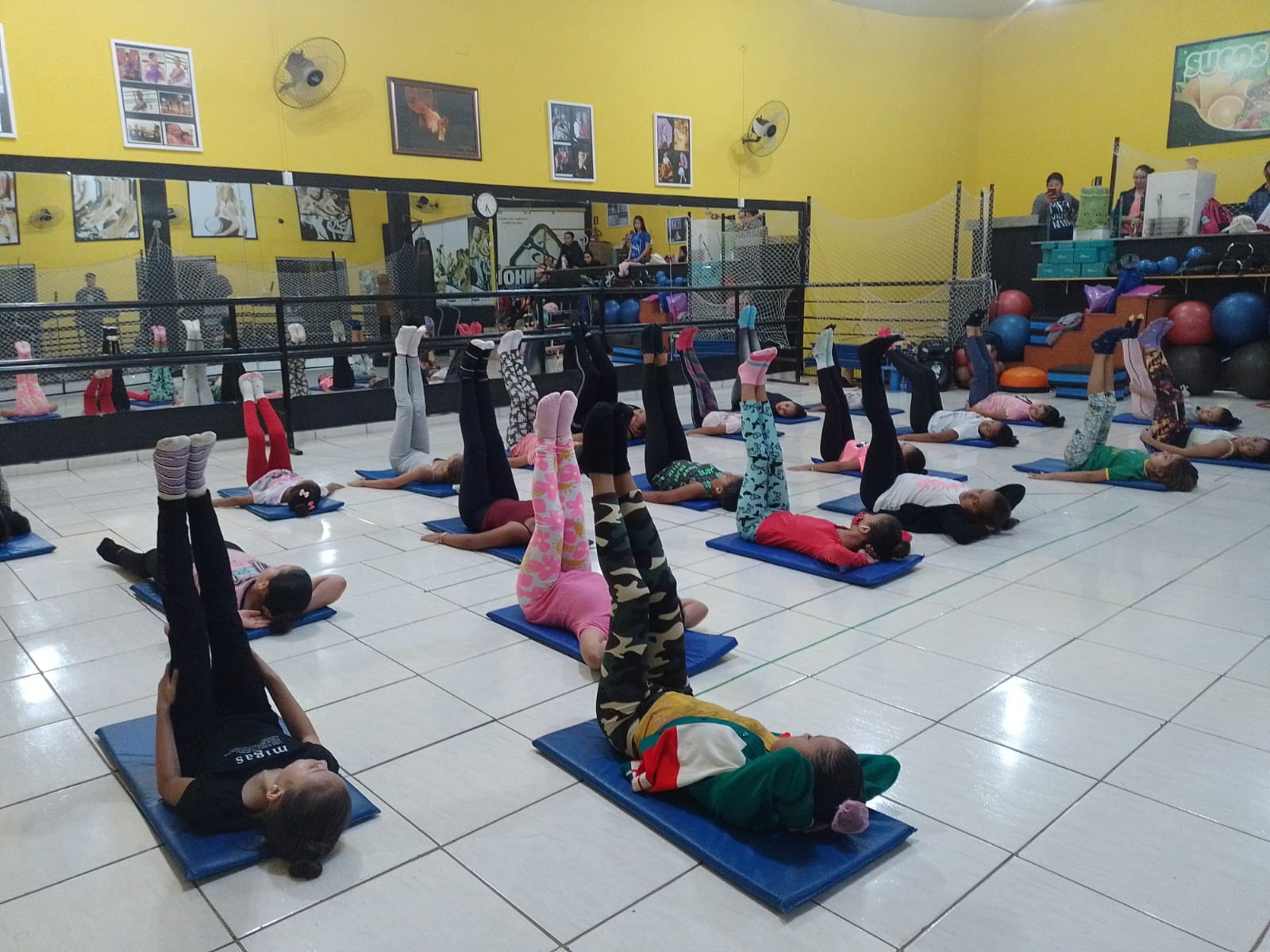 Projeto da Prefeitura de Bonito oferece aulas gratuitas de ballet para alunos das escolas municipais Projeto da Prefeitura de Bonito oferece aulas gratuitas de ballet para alunos das escolas municipais