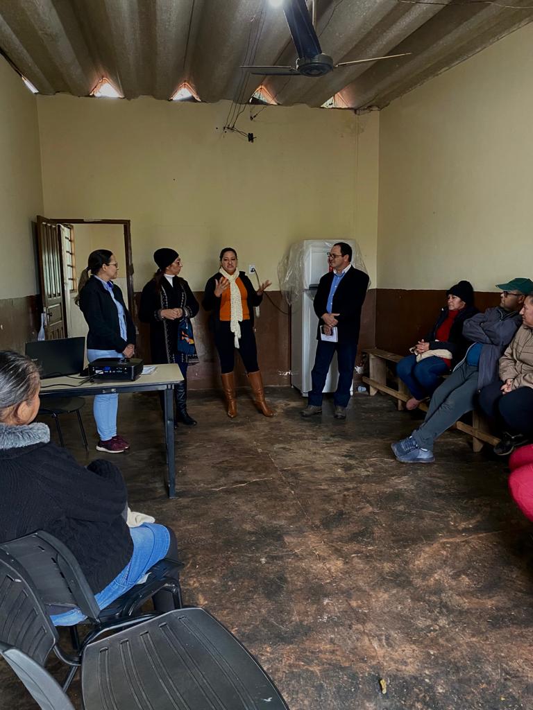 Produtores do Santa Lúcia recebem capacitação para Higiene e Manipulação de Alimentos Produtores do Santa Lúcia recebem capacitação para Higiene e Manipulação de Alimentos