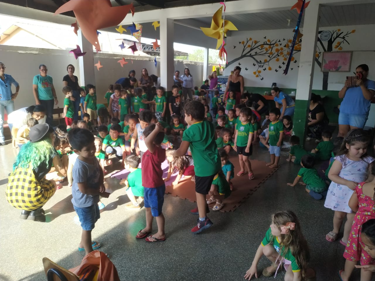 Professores e alunos da rede municipal de ensino participam de oficinas do Programa Nacional de Incentivo à Leitura Professores e alunos da rede municipal de ensino participam de oficinas do Programa Nacional de Incentivo à Leitura