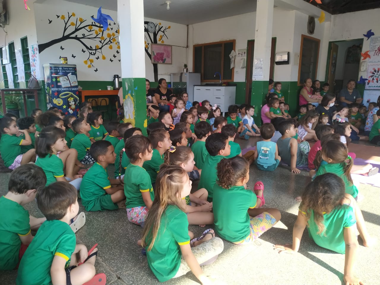 Professores e alunos da rede municipal de ensino participam de oficinas do Programa Nacional de Incentivo à Leitura Professores e alunos da rede municipal de ensino participam de oficinas do Programa Nacional de Incentivo à Leitura