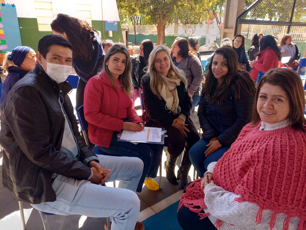 Professores e alunos da rede municipal de ensino participam de oficinas do Programa Nacional de Incentivo à Leitura