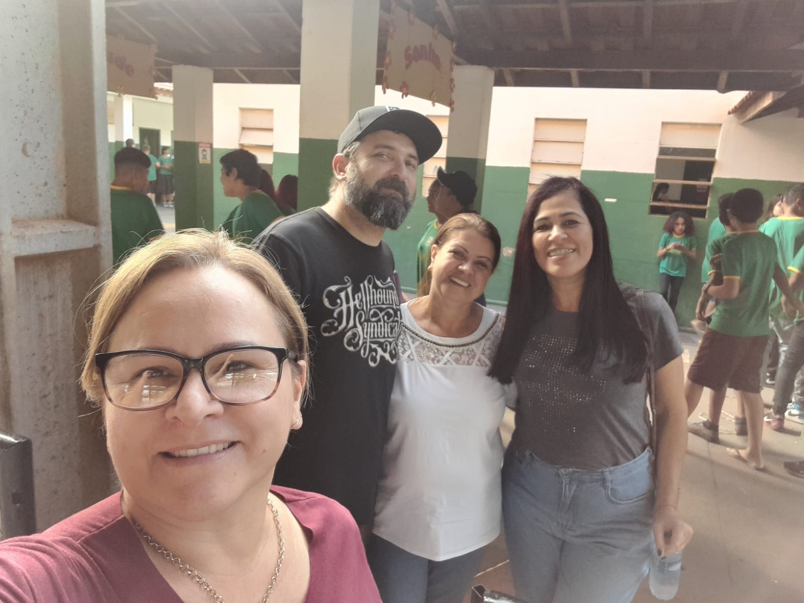 Professores e alunos da rede municipal de ensino participam de oficinas do Programa Nacional de Incentivo à Leitura