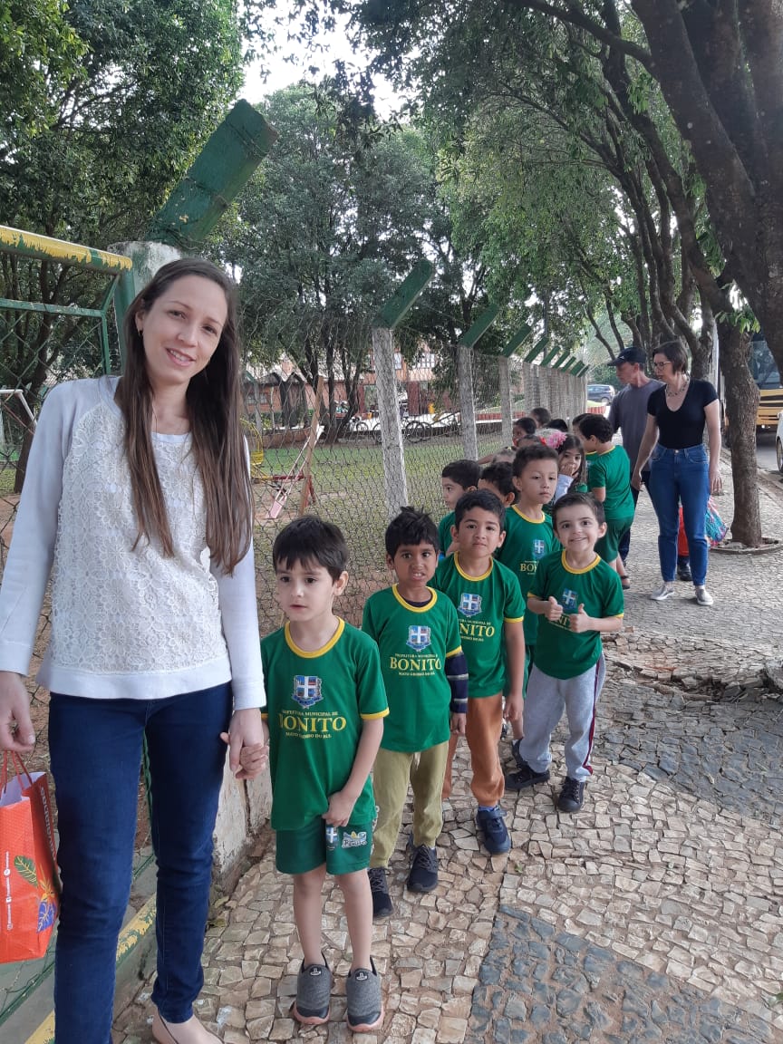 Professores e alunos da rede municipal de ensino participam de oficinas do Programa Nacional de Incentivo à Leitura Professores e alunos da rede municipal de ensino participam de oficinas do Programa Nacional de Incentivo à Leitura