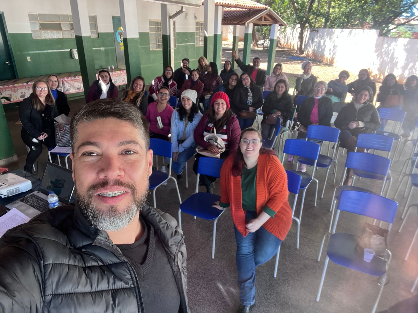 Professores e alunos da rede municipal de ensino participam de oficinas do Programa Nacional de Incentivo à Leitura