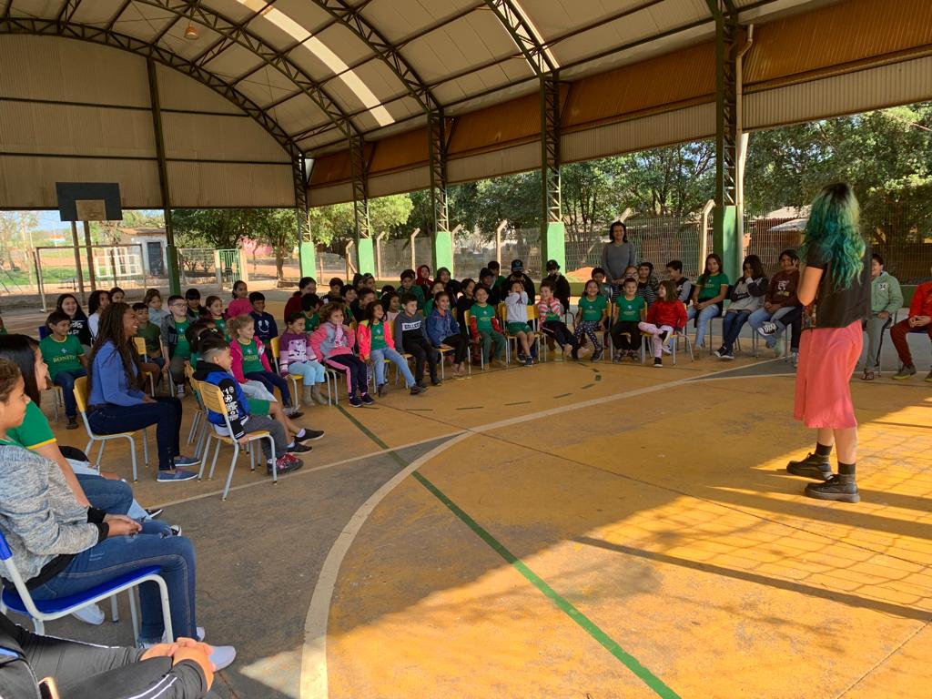 Professores e alunos da rede municipal de ensino participam de oficinas do Programa Nacional de Incentivo à Leitura Professores e alunos da rede municipal de ensino participam de oficinas do Programa Nacional de Incentivo à Leitura