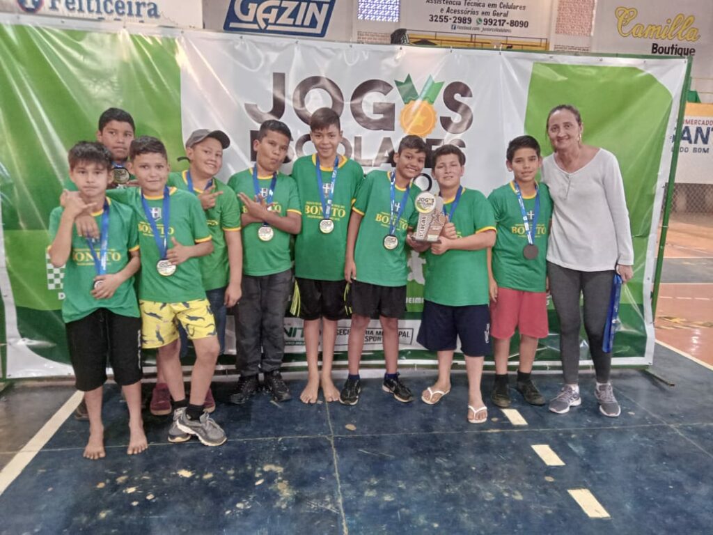 Queimada educativa movimentou Jogos Escolares nesta terça-feira Queimada educativa movimentou Jogos Escolares nesta terça-feira