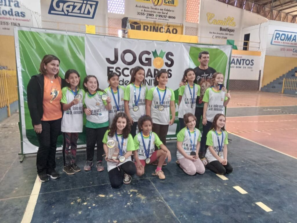 Queimada educativa movimentou Jogos Escolares nesta terça-feira Queimada educativa movimentou Jogos Escolares nesta terça-feira