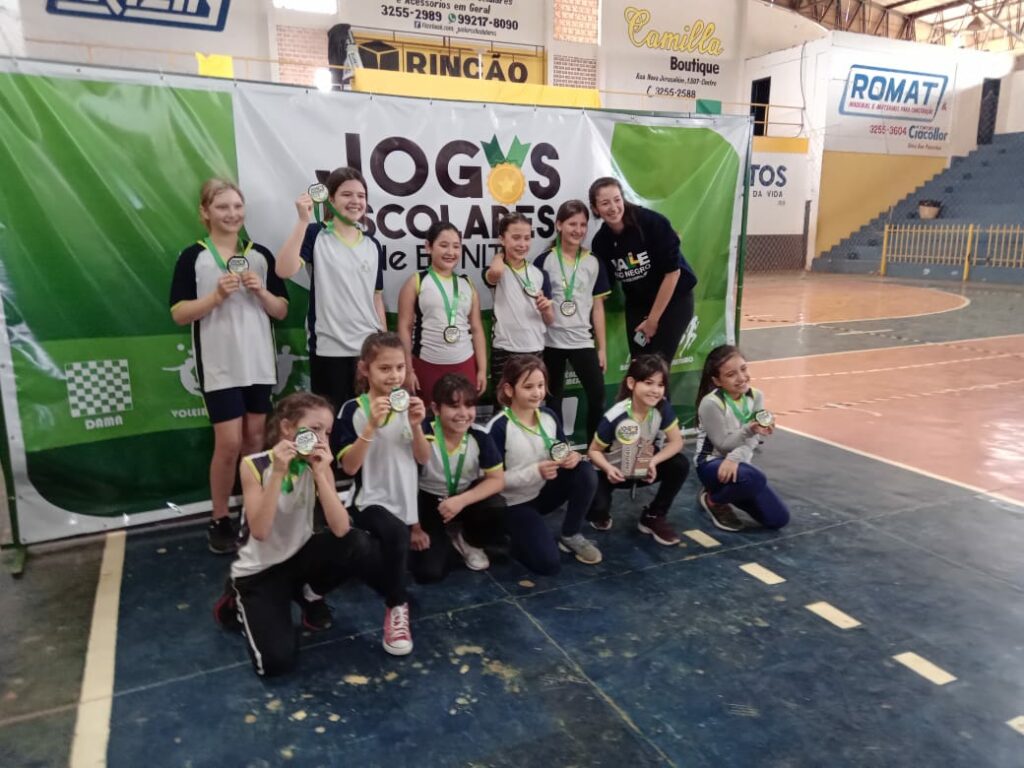 Queimada educativa movimentou Jogos Escolares nesta terça-feira Queimada educativa movimentou Jogos Escolares nesta terça-feira
