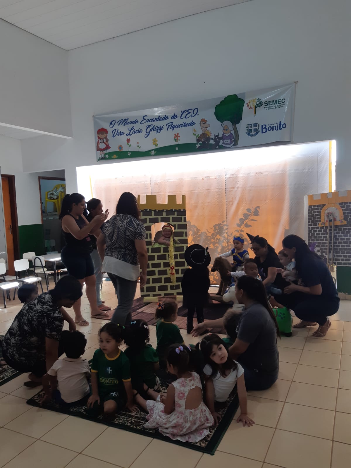 Centros de Educação Infantil desenvolvem Projeto Feira Literária e Folclore