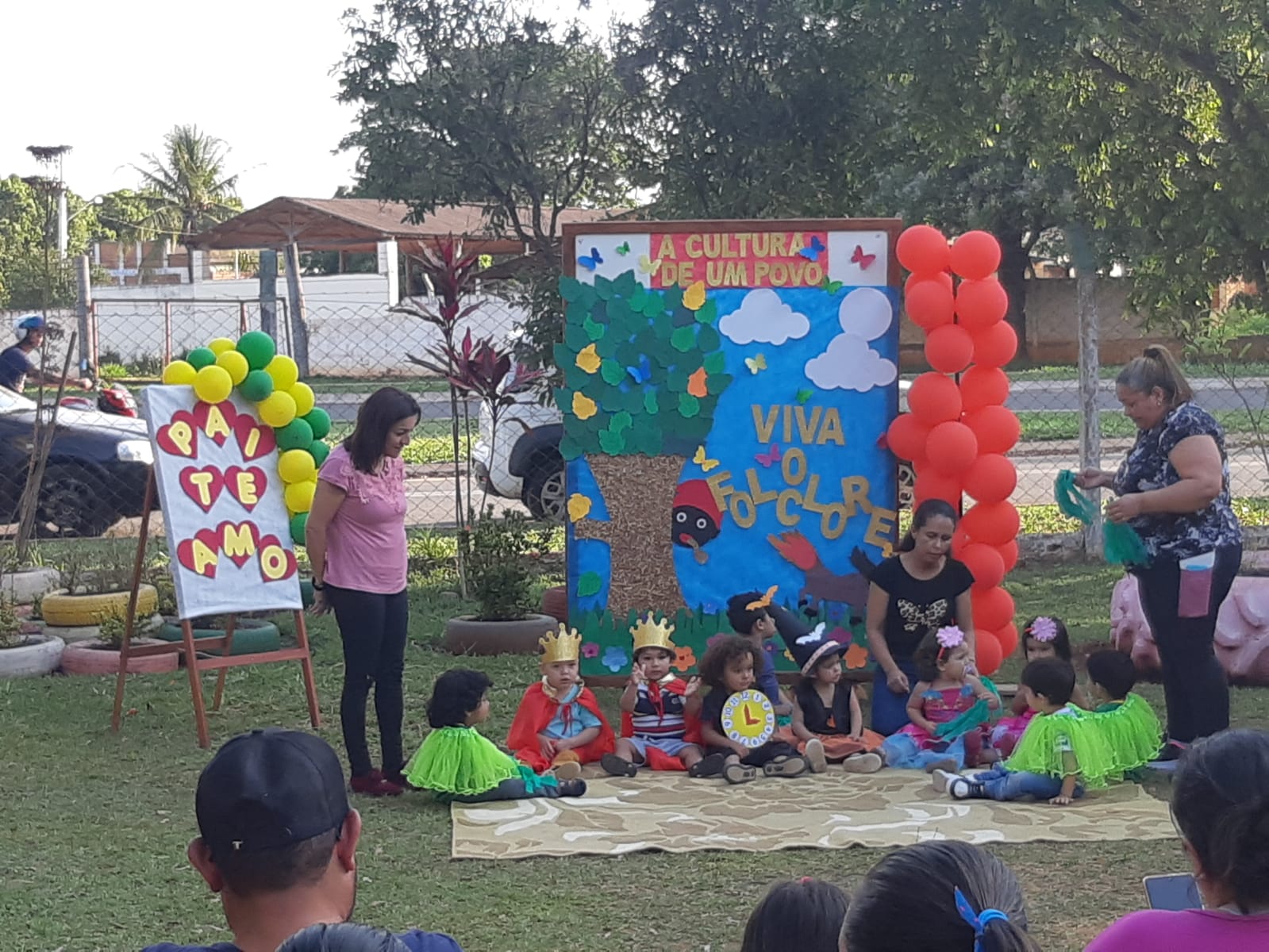 Centros de Educação Infantil desenvolvem Projeto Feira Literária e Folclore