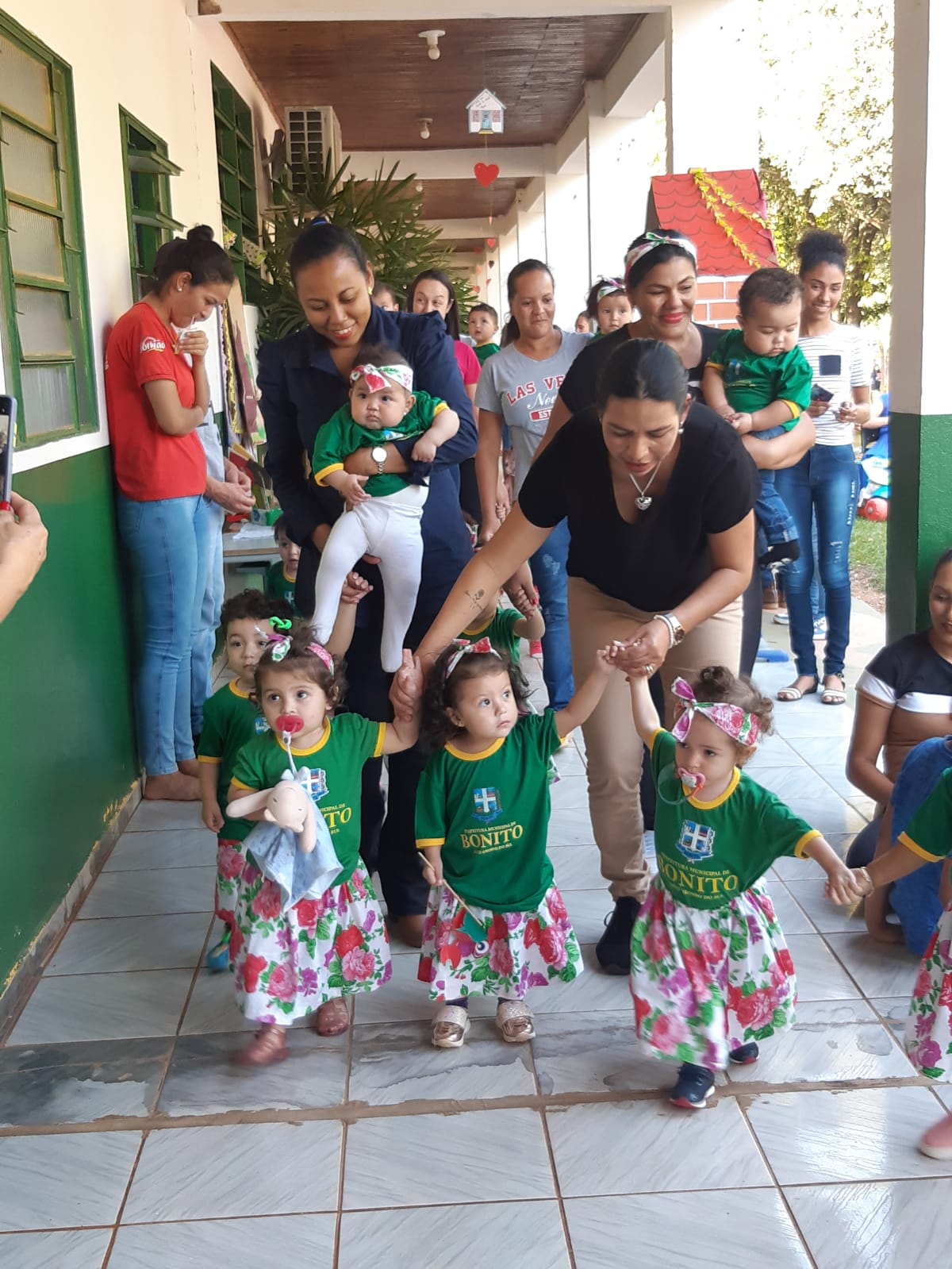 Centros de Educação Infantil desenvolvem Projeto Feira Literária e Folclore